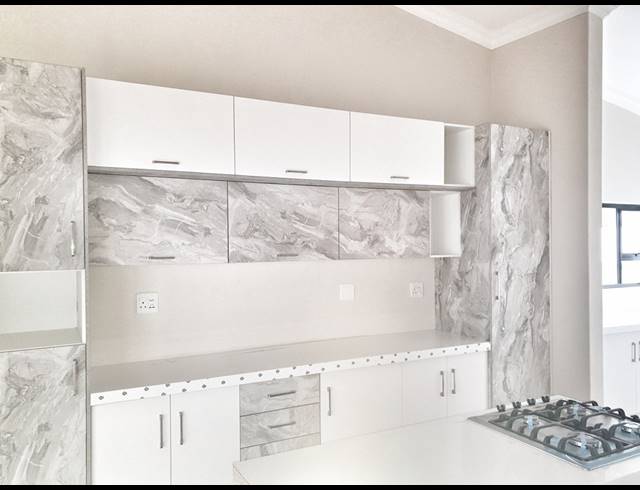 2 BEDROOM CLUSTER RENTED IN RANDPARK RIDGE